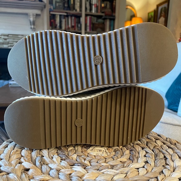 NEW Gold weave wedge/platform sneakers Universal Threads size 9.5 - Picture 6 of 14